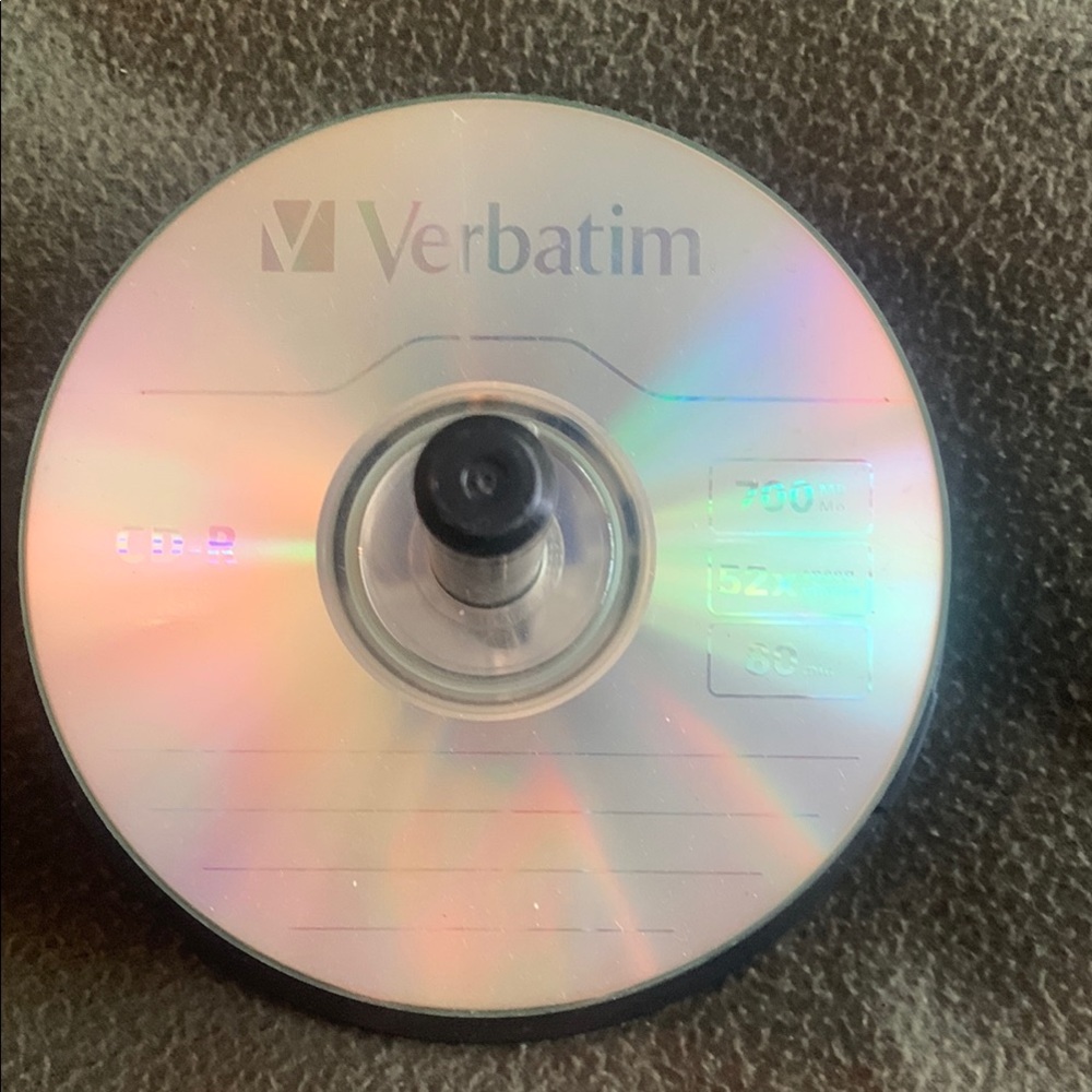New Verbatim CD-R compact disc. 700mb. 52x speed. 80 minutes. 25 count.